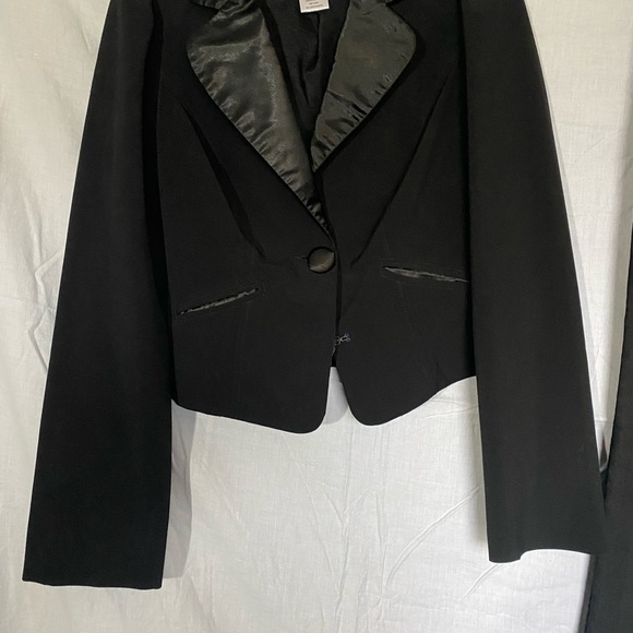 ❤️ Black Terno Blazer with Velvet collar and Pants by:Three Pink Hearts & Valia - Picture 8 of 8